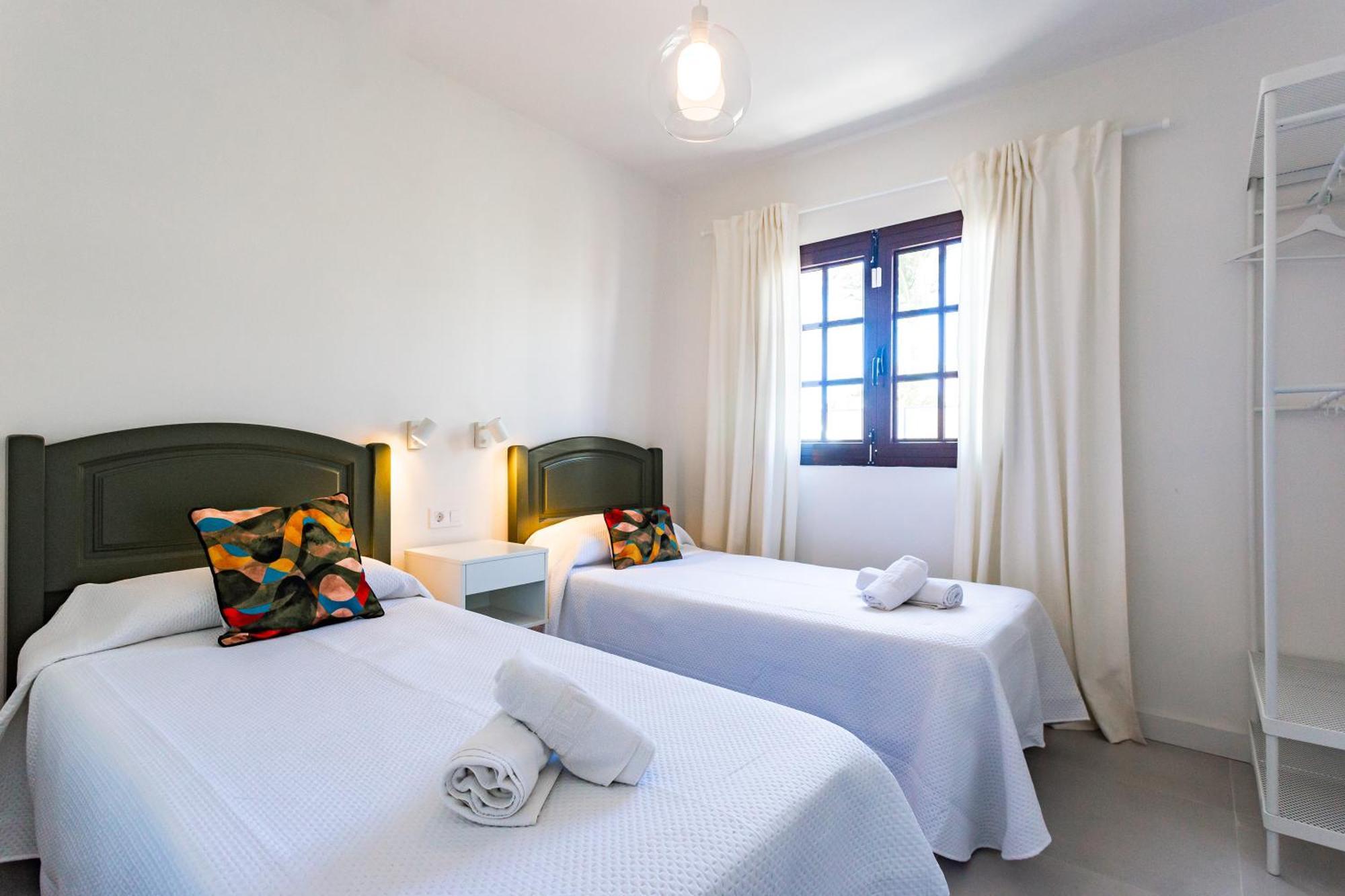Villa Tara Тиас Экстерьер фото